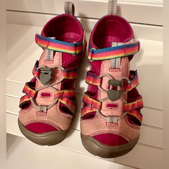 Keen Footwear, Seacamp II CNX Rainbow/Festival Fuchsia, Size 13C - Picture 2 of 5